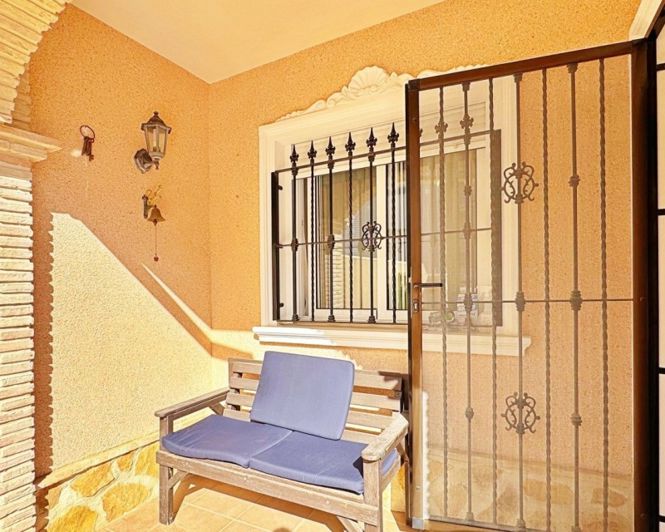 Image No.9-3 Bed Townhouse for sale