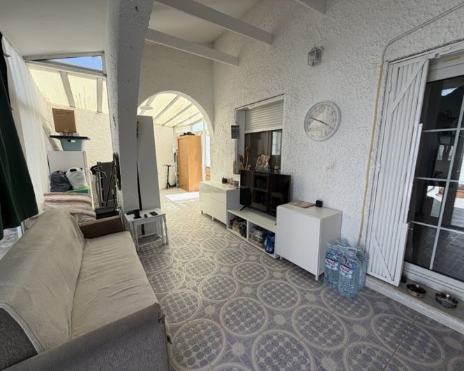 Image No.7-2 Bed Townhouse for sale