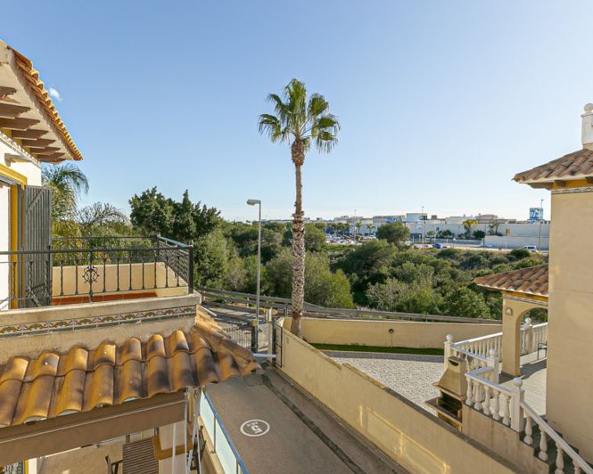 Image No.35-3 Bed Villa for sale