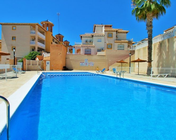 Image No.25-2 Bed Villa for sale