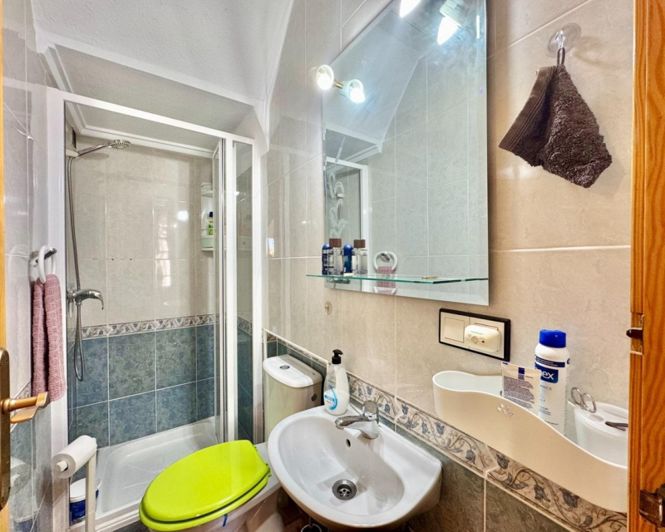 Image No.27-3 Bed Townhouse for sale