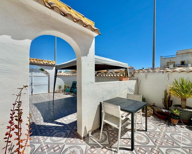 Image No.44-3 Bed Townhouse for sale