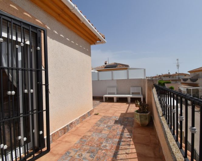 Image No.18-2 Bed Villa for sale