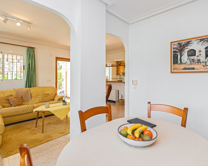 Image No.17-2 Bed Villa for sale