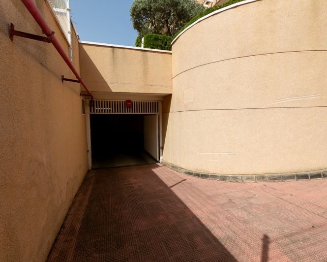 Image No.45-2 Bed Villa for sale