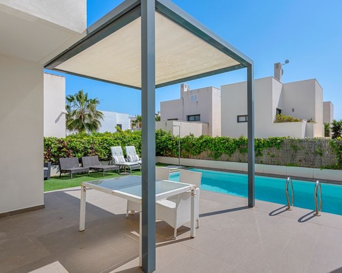 Image No.6-2 Bed Villa for sale