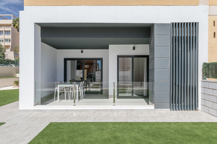 Image No.4-3 Bed Property for sale