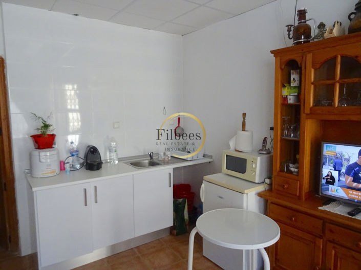 Image No.10-2 Bed Commercial for sale