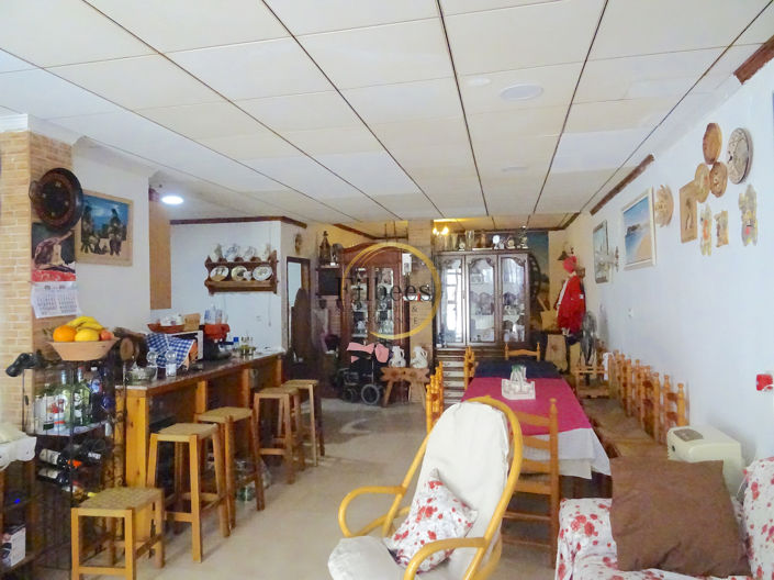 Image No.2-2 Bed Commercial for sale