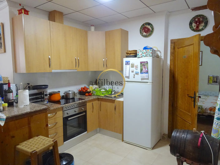 Image No.5-2 Bed Commercial for sale
