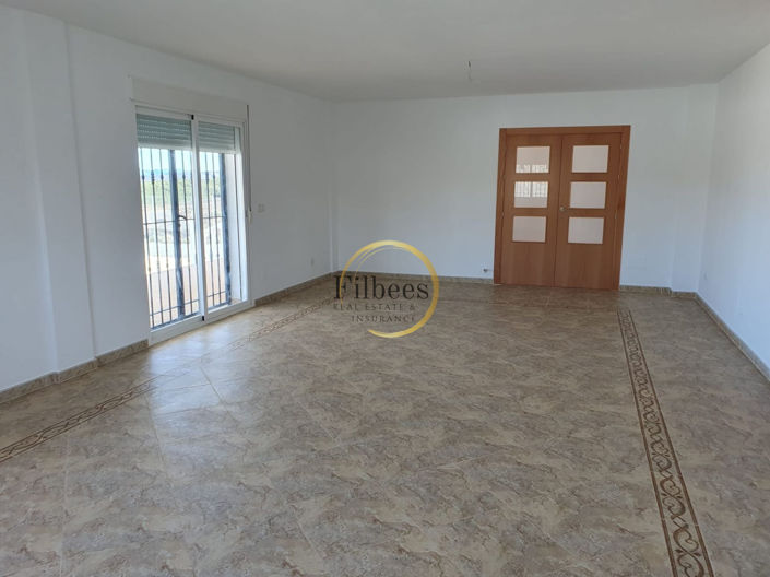 Image No.27-5 Bed Country House for sale