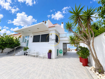 1 - Bolnuevo, House