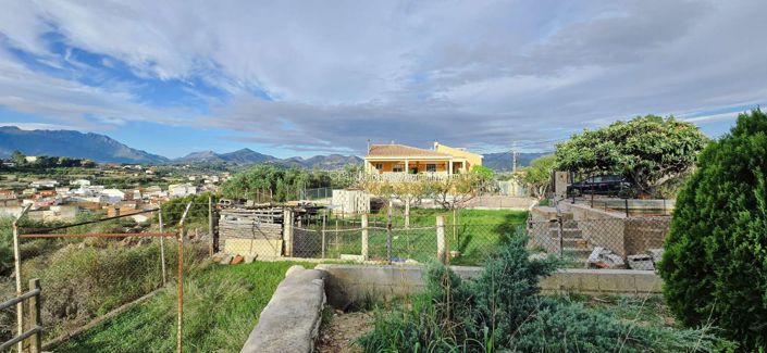 Image No.12-6 Bed Villa for sale