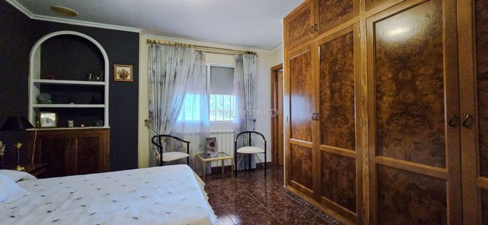 Image No.32-6 Bed Villa for sale