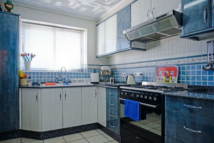 Image No.21-4 Bed Property for sale