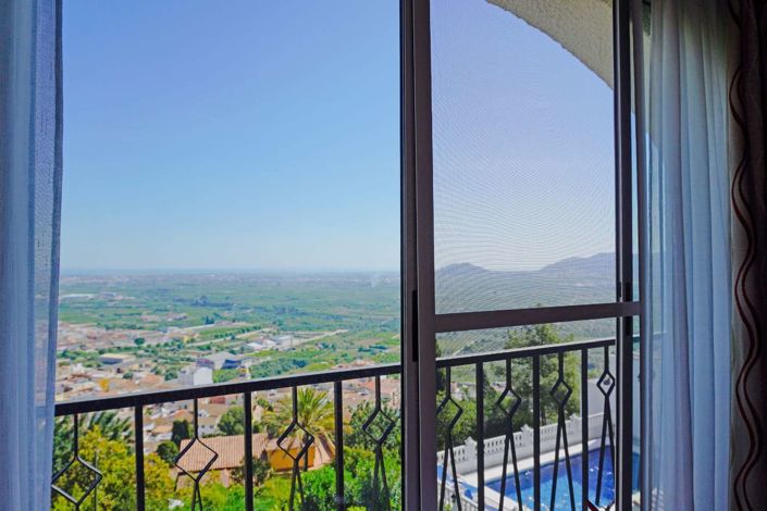 Image No.29-4 Bed Property for sale