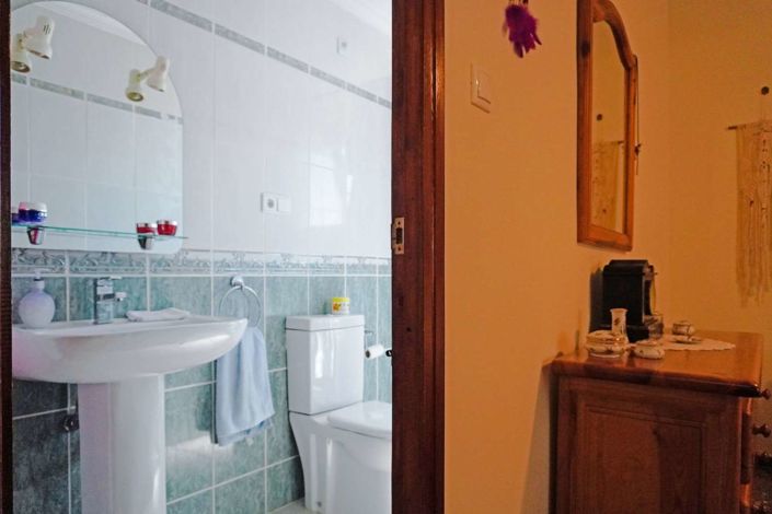 Image No.49-4 Bed Property for sale