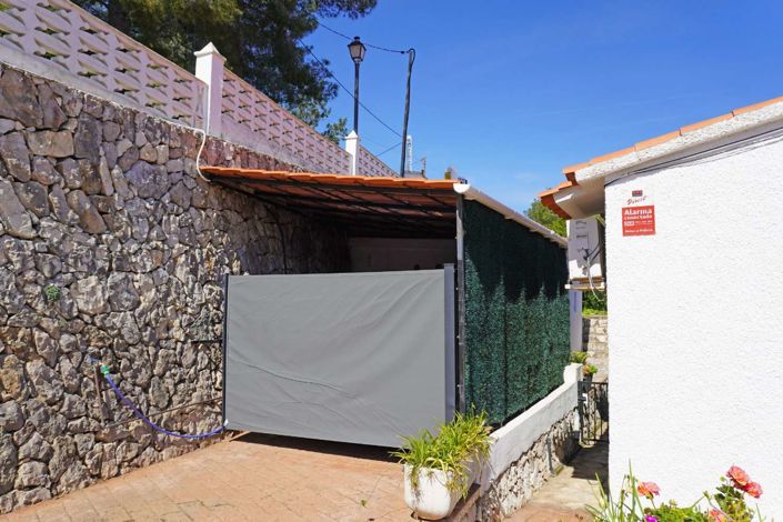 Image No.10-4 Bed Property for sale