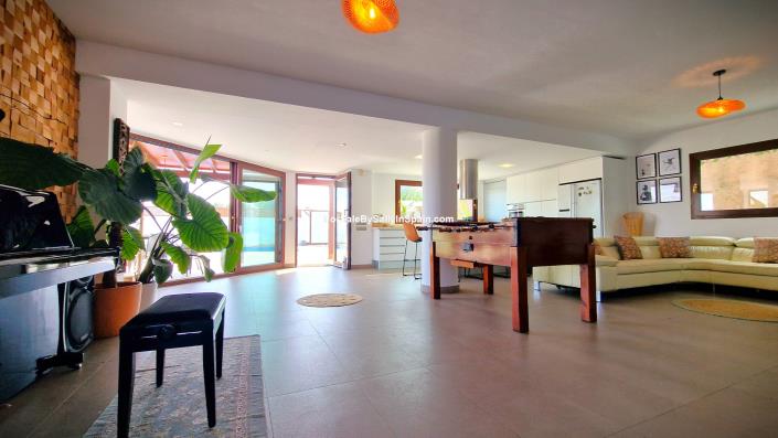 Image No.14-3 Bed Villa for sale