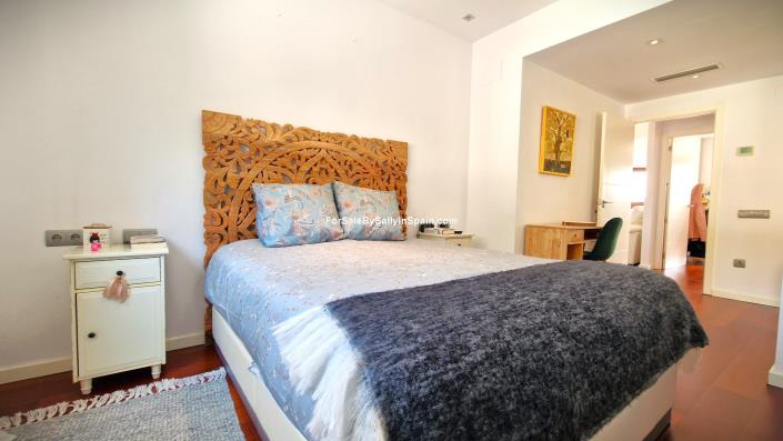 Image No.39-3 Bed Villa for sale