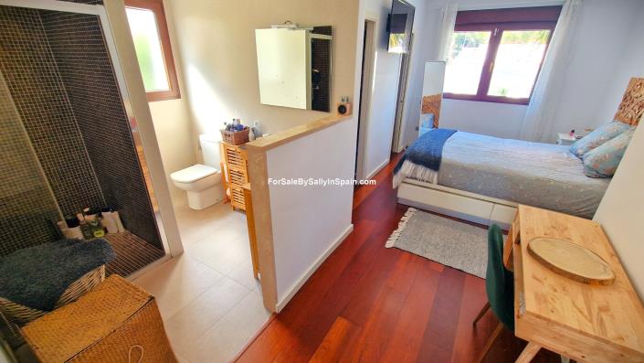 Image No.38-3 Bed Villa for sale