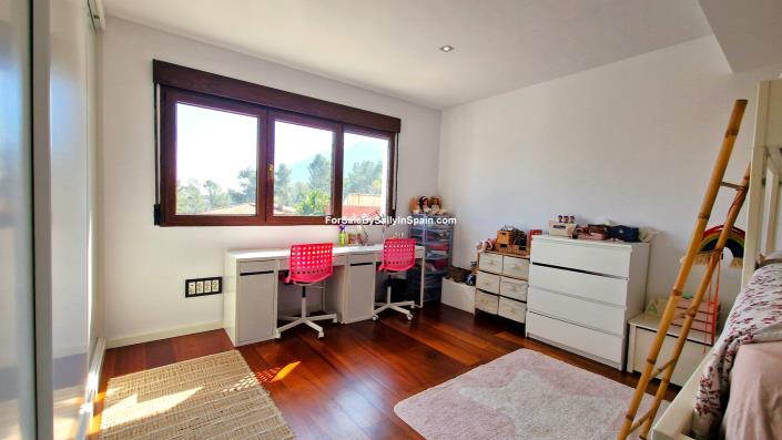 Image No.46-3 Bed Villa for sale