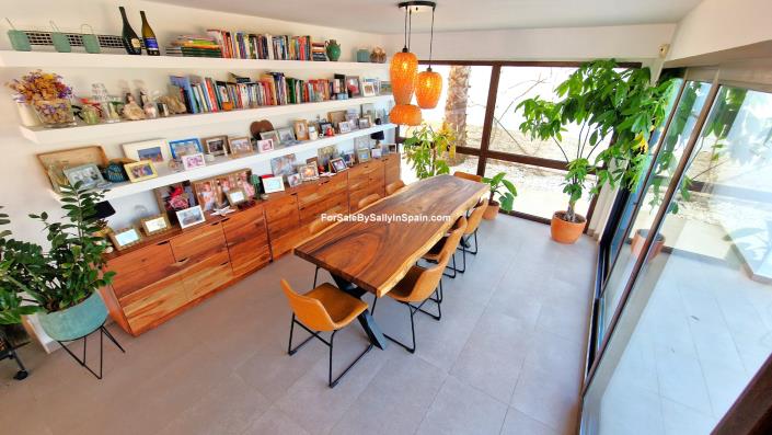 Image No.20-3 Bed Villa for sale
