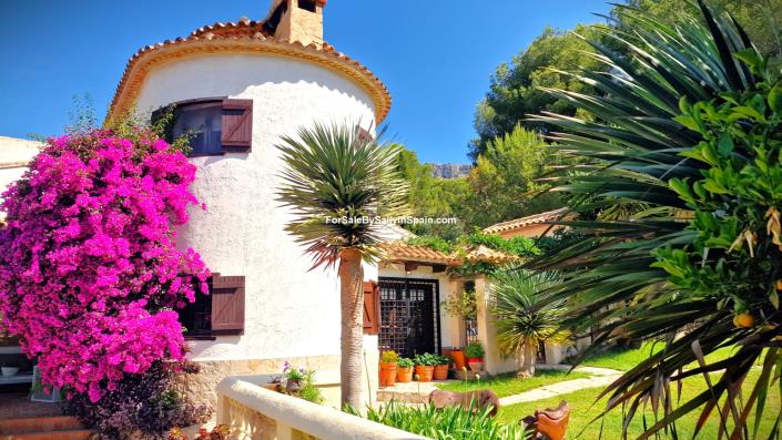 Image No.4-4 Bed Villa for sale