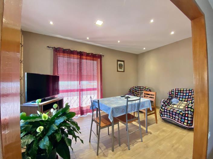 Image No.16-3 Bed House for sale