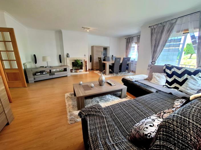 Image No.2-Appartement de 3 chambres à vendre