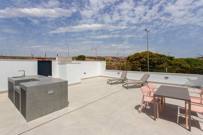 Image No.26-3 Bed Villa for sale
