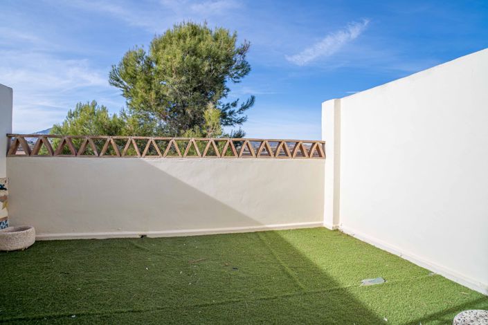 Image No.42-3 Bed Townhouse for sale