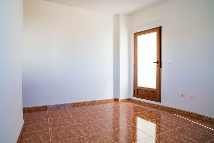 Image No.49-4 Bed Townhouse for sale
