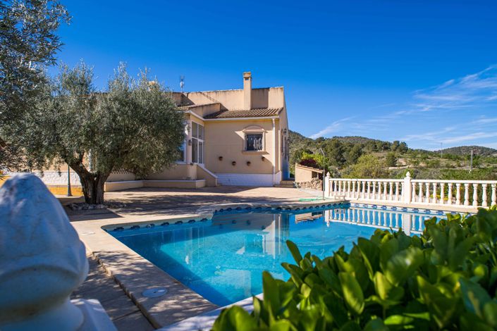 Image No.2-3 Bed Villa for sale