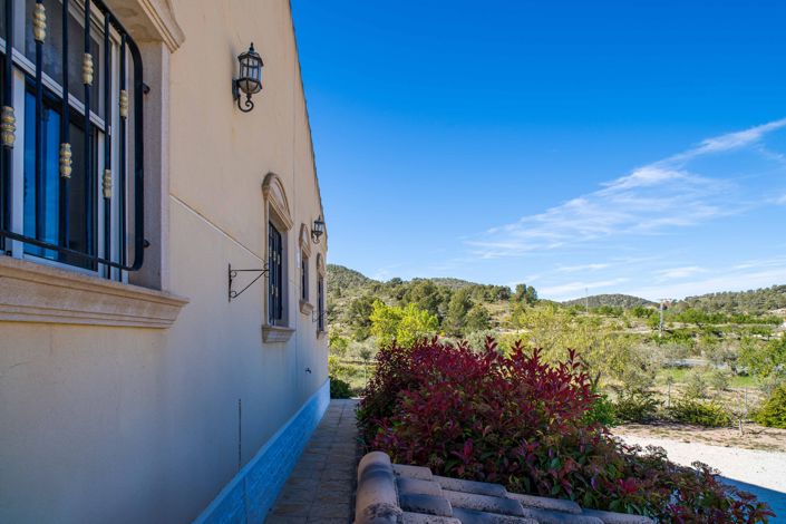 Image No.21-3 Bed Villa for sale