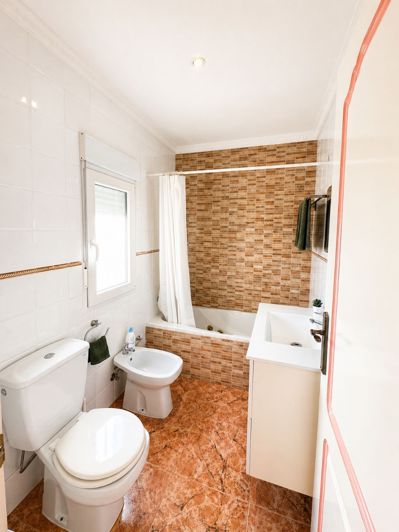 Image No.24-3 Bed Villa for sale