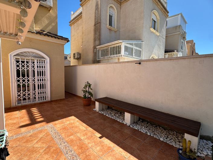 Image No.37-3 Bed Villa for sale