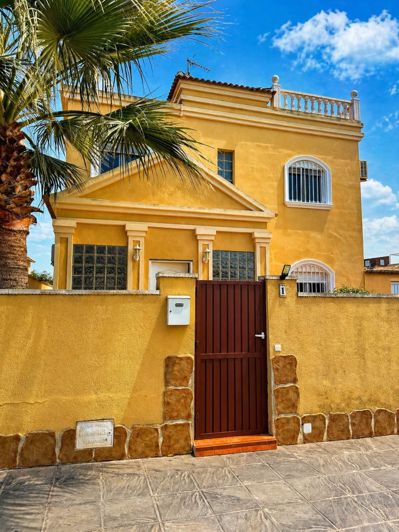 Image No.49-3 Bed Villa for sale