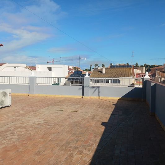 Image No.37-6 Bed Townhouse for sale