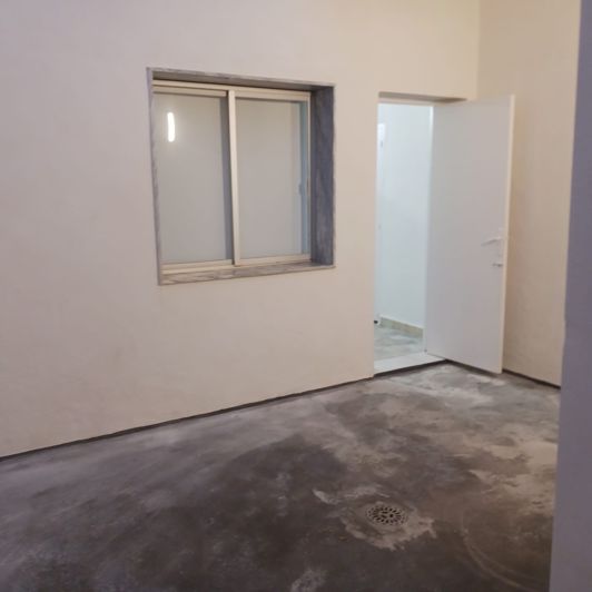 Image No.6-6 Bed Townhouse for sale