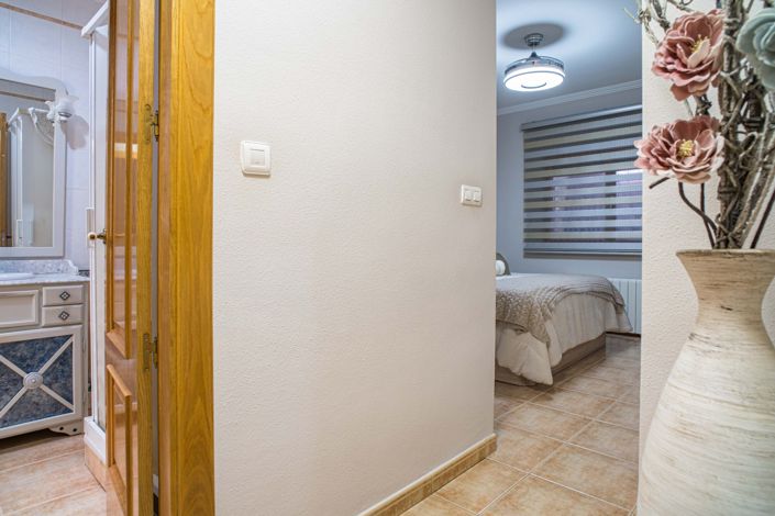 Image No.24-4 Bed Villa for sale