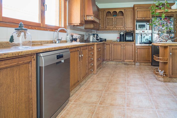 Image No.31-4 Bed Villa for sale