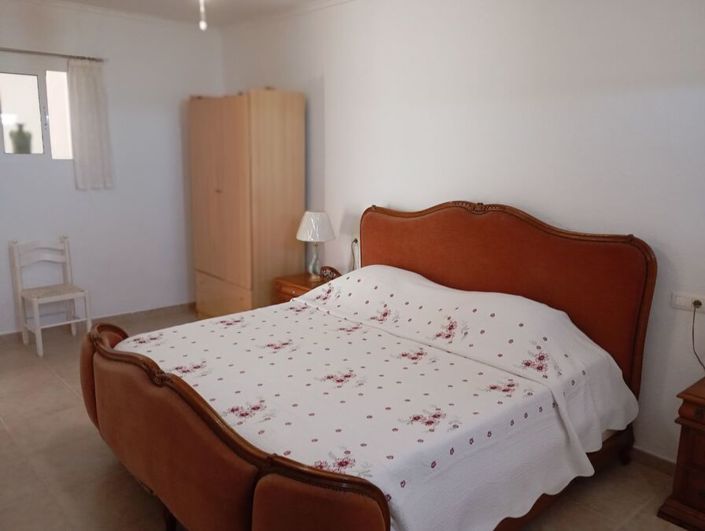 Image No.29-4 Bed Country House for sale