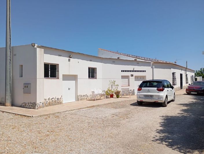 Image No.3-4 Bed Country House for sale