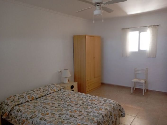 Image No.33-4 Bed Country House for sale