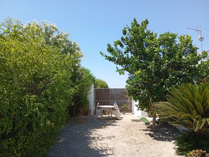 Image No.35-4 Bed Country House for sale