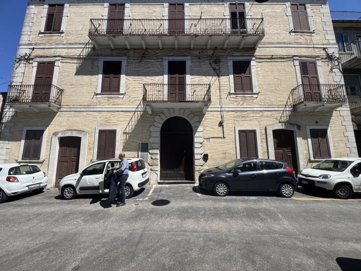 Image No.48-3 Bed Apartment for sale