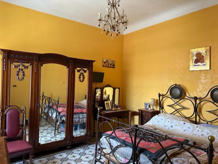 Image No.20-3 Bed Apartment for sale