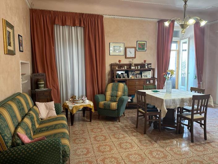 Image No.13-3 Bed Apartment for sale