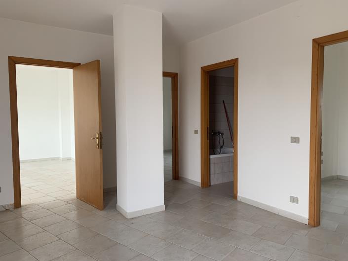 Image No.10-5 Bed Property for sale